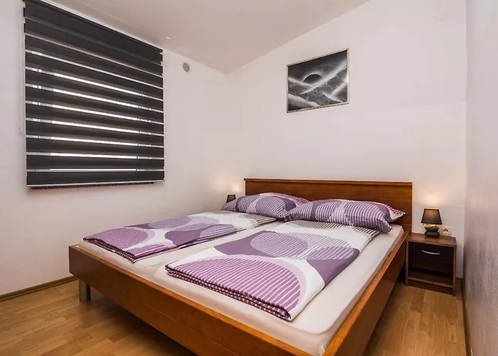 With Parking Space - 18540 Вир