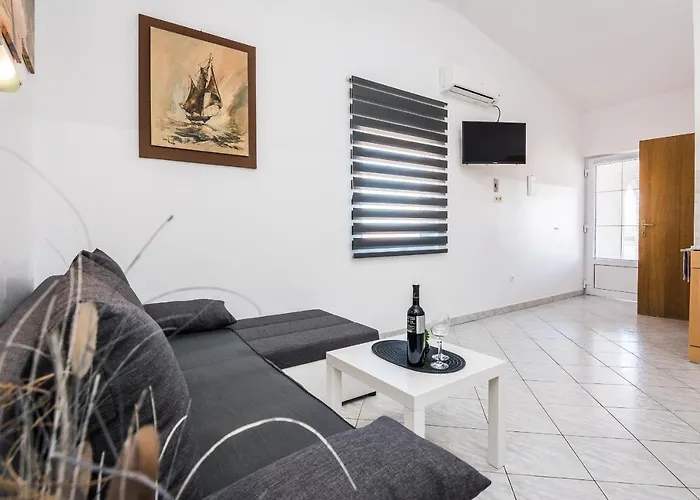 With Parking Space - 18540 Apartment *