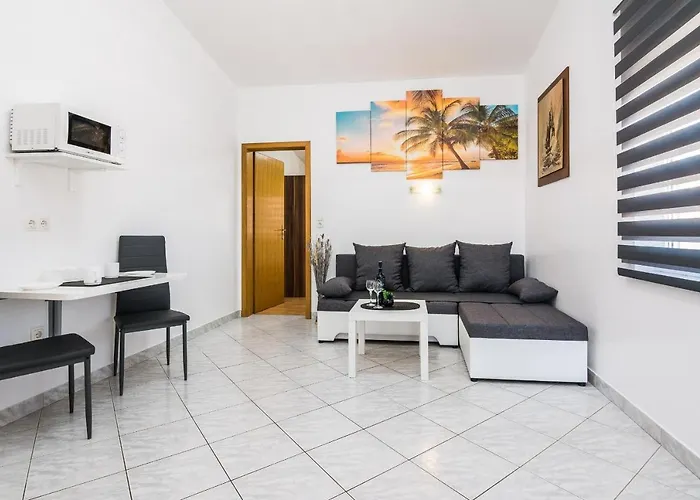 With Parking Space - 18540 Apartment Vir
