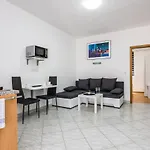 Apartment With Parking Space - 18540 *